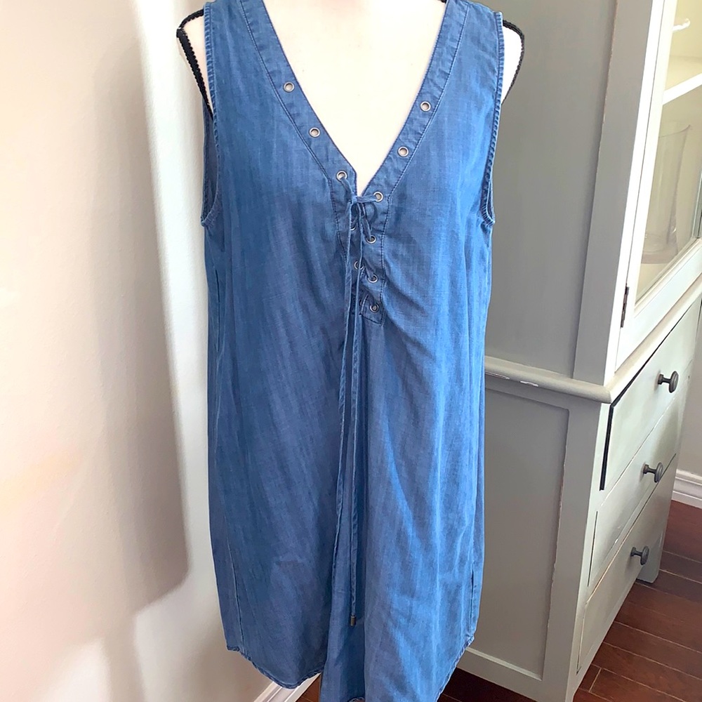 Staccato chambray sleeveless shift dress size Large